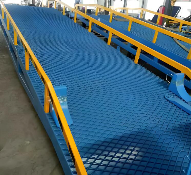 石碌镇移动式液压登车桥