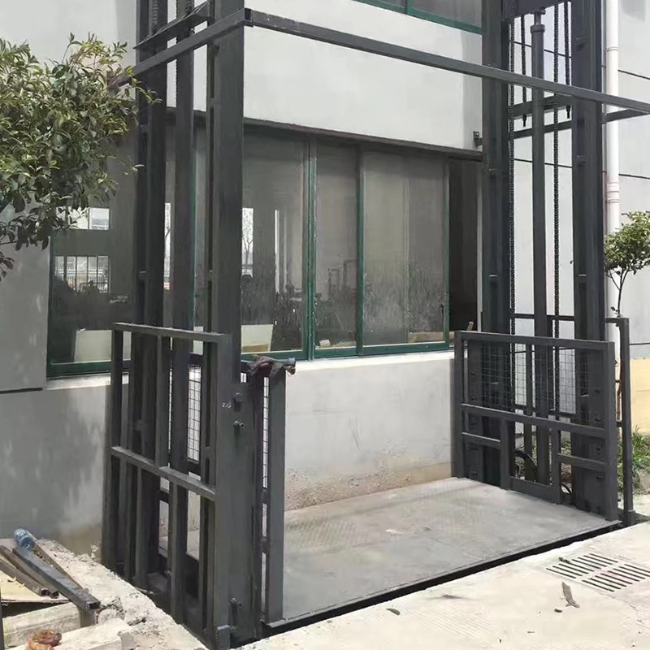 石碌镇5吨室外升降货梯